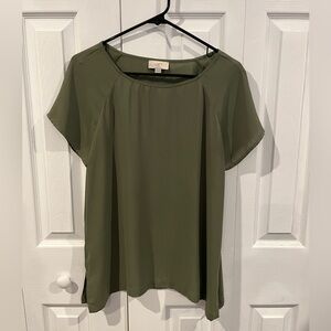 LOFT Women's Green Top